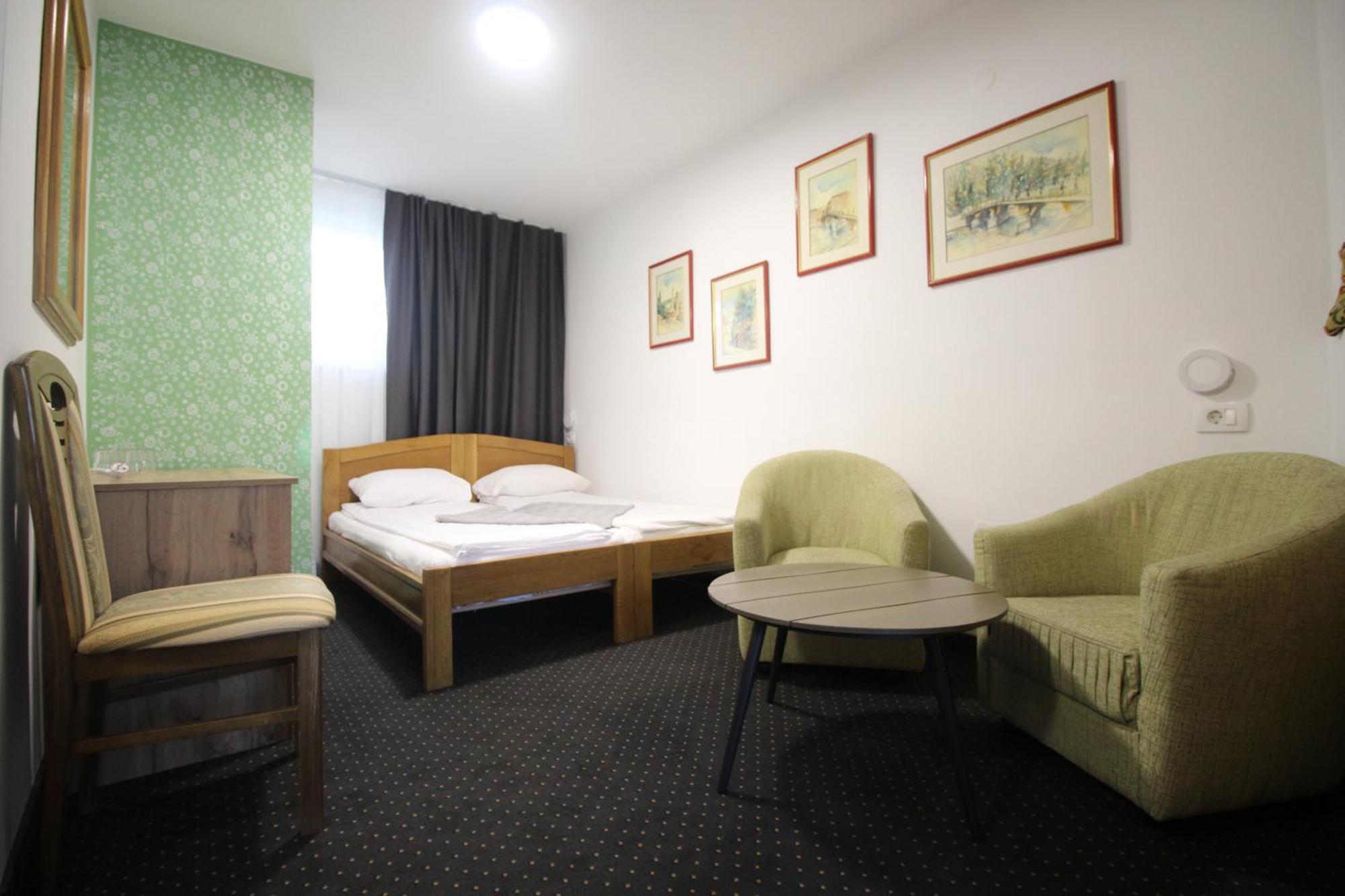 Hotel Pansion Stari Grad SJJ Exterior foto